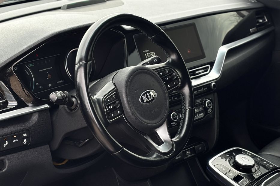 Продам Kia Niro 64 kw PREMIUM авто у Львові А 2021 года в Львове