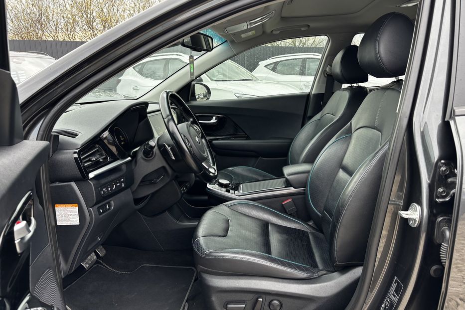 Продам Kia Niro 64 kw PREMIUM авто у Львові А 2021 года в Львове