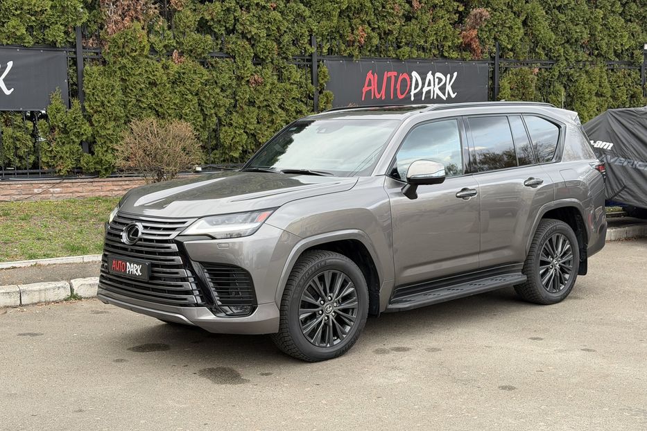 Продам Lexus LX 570 LX600 2023 года в Киеве