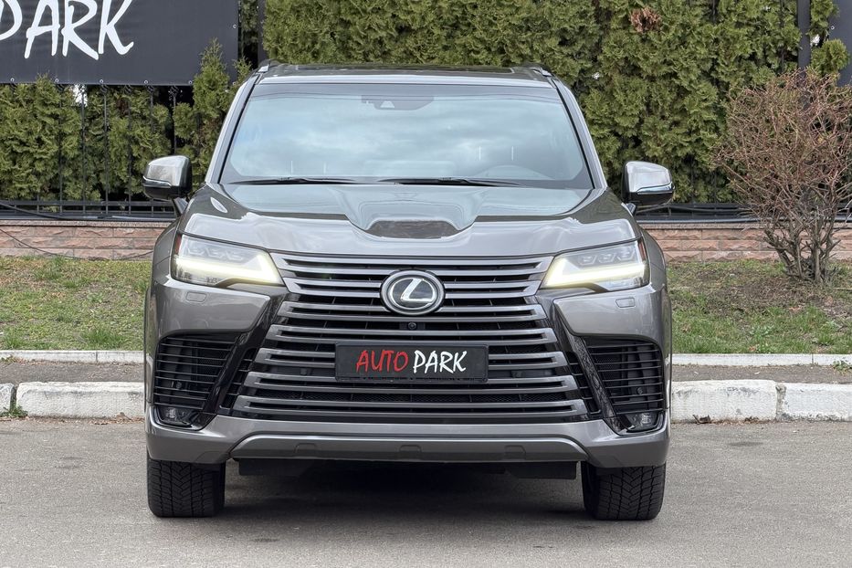 Продам Lexus LX 570 LX600 2023 года в Киеве