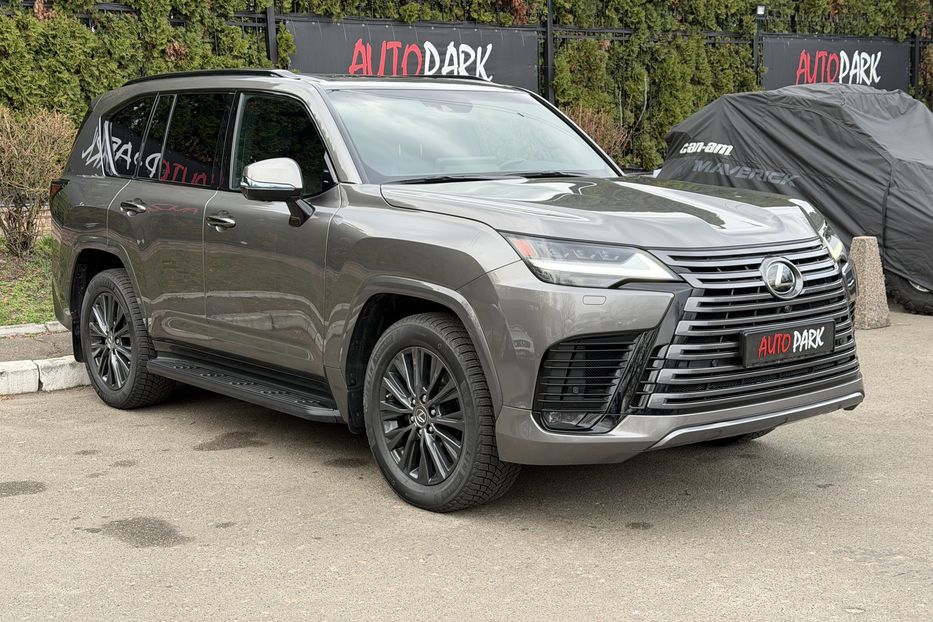 Продам Lexus LX 570 LX600 2023 года в Киеве