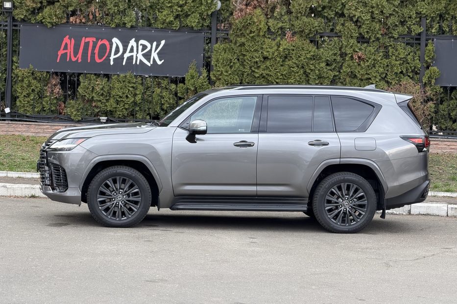 Продам Lexus LX 570 LX600 2023 года в Киеве