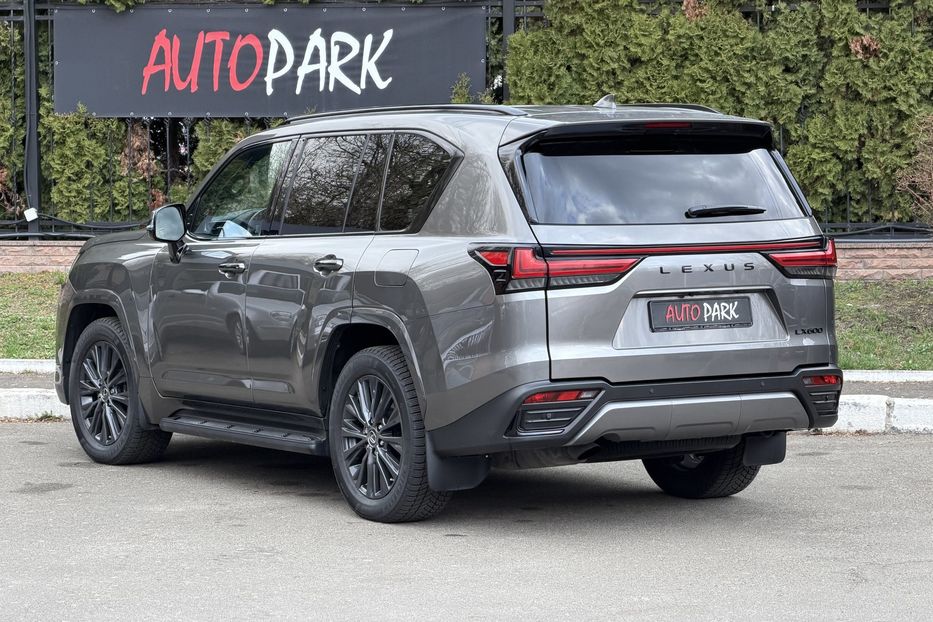 Продам Lexus LX 570 LX600 2023 года в Киеве