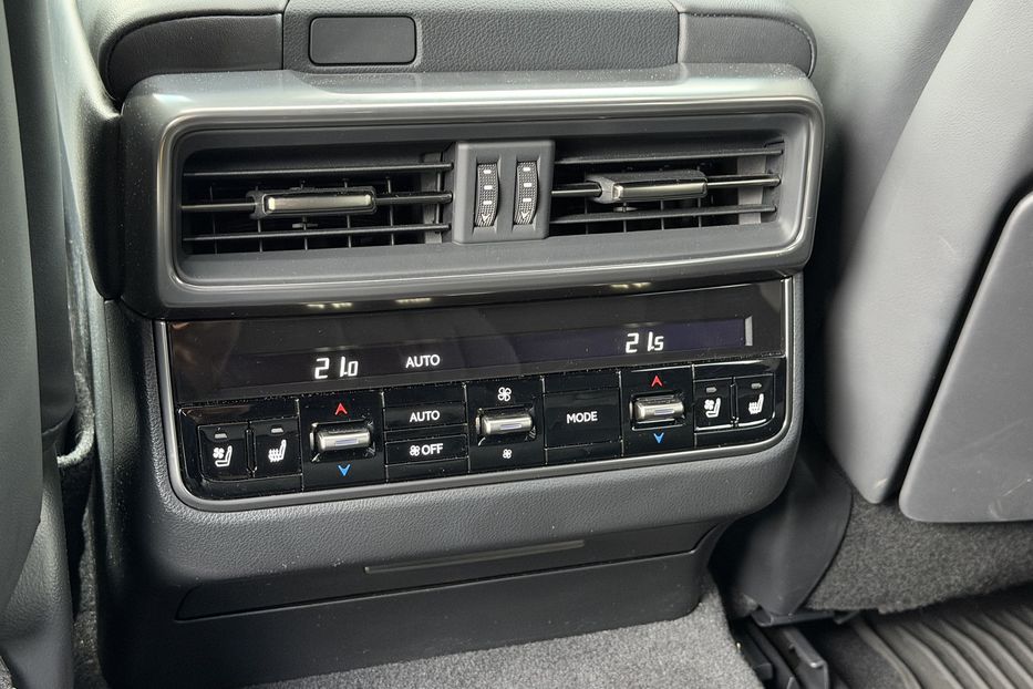 Продам Lexus LX 570 LX600 2023 года в Киеве