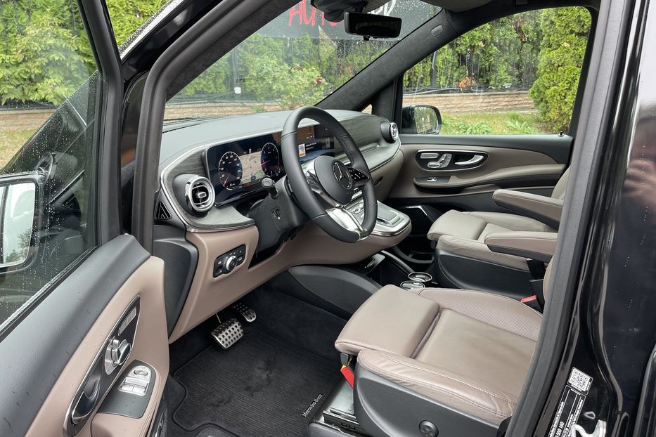 Продам Mercedes-Benz V-Class V300 extra long  2025 года в Киеве