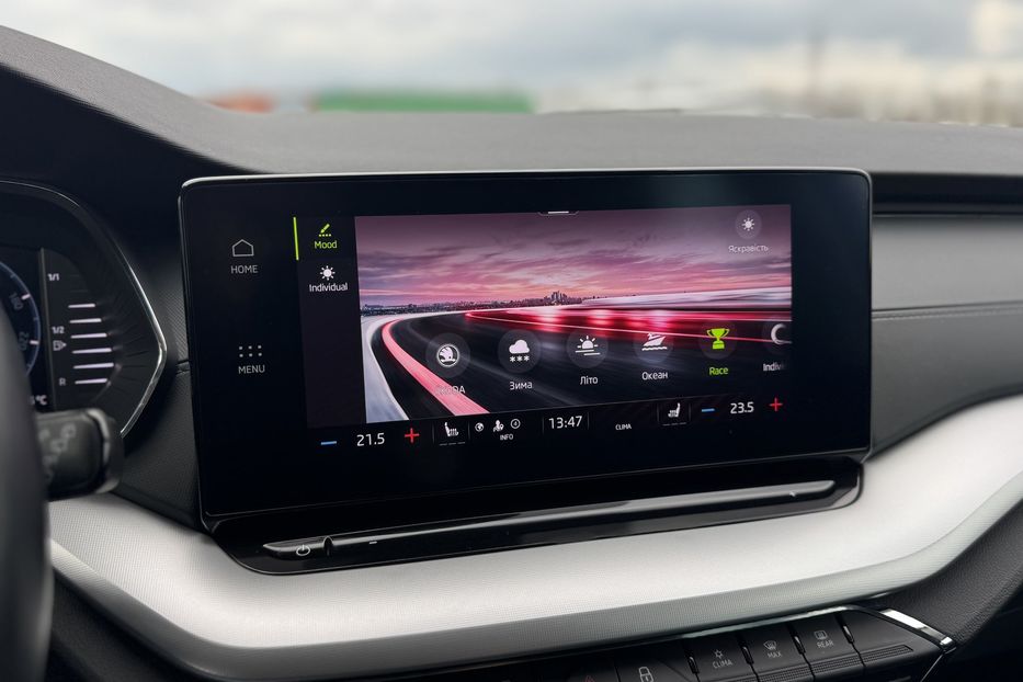 Продам Skoda Octavia A8 150 к/с CLEVER (COMIS) 2022 года в г. Умань, Черкасская область