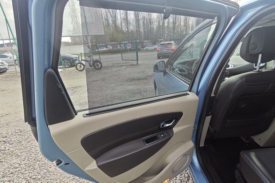 Продам Renault Grand Scenic 2.0 CVT (140 к.с.) 2010 года в Киеве