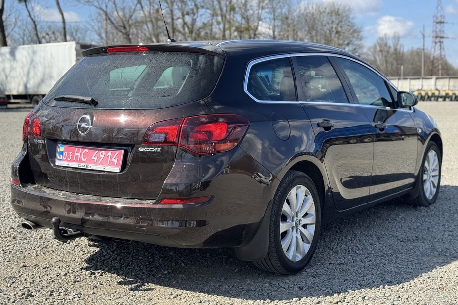 Продам Opel Astra J (COMIS) 2011 года в г. Умань, Черкасская область