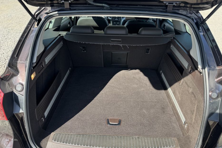 Продам Opel Astra J (COMIS) 2011 года в г. Умань, Черкасская область