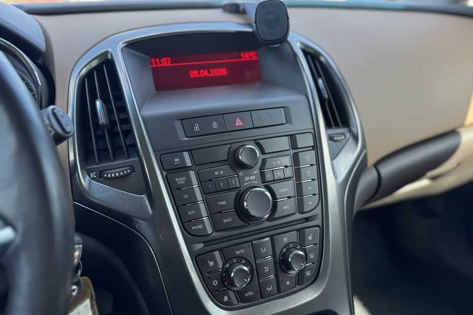 Продам Opel Astra J (COMIS) 2011 года в г. Умань, Черкасская область