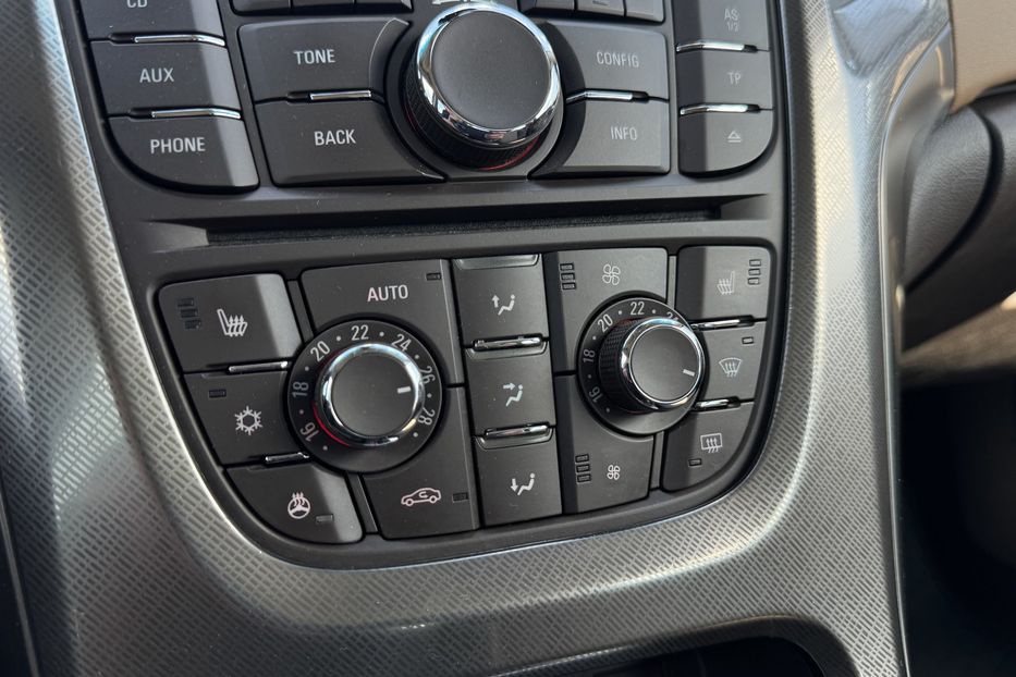 Продам Opel Astra J (COMIS) 2011 года в г. Умань, Черкасская область