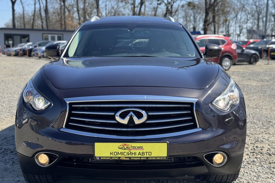 Продам Infiniti QX70 (COMIS) 4WD 2013 года в г. Умань, Черкасская область