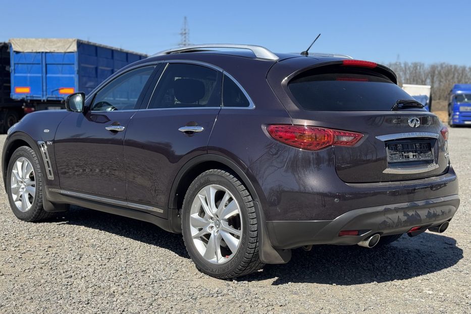 Продам Infiniti QX70 (COMIS) 4WD 2013 года в г. Умань, Черкасская область