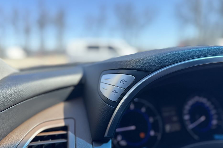 Продам Infiniti QX70 (COMIS) 4WD 2013 года в г. Умань, Черкасская область