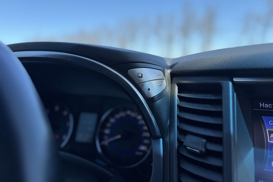 Продам Infiniti QX70 (COMIS) 4WD 2013 года в г. Умань, Черкасская область