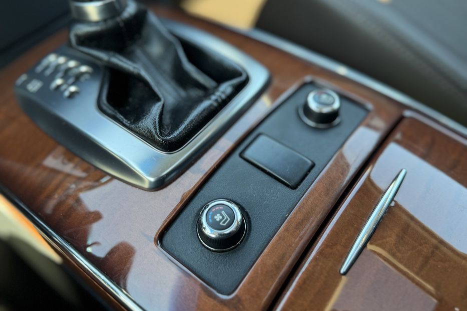 Продам Infiniti QX70 (COMIS) 4WD 2013 года в г. Умань, Черкасская область