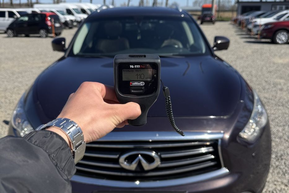 Продам Infiniti QX70 (COMIS) 4WD 2013 года в г. Умань, Черкасская область