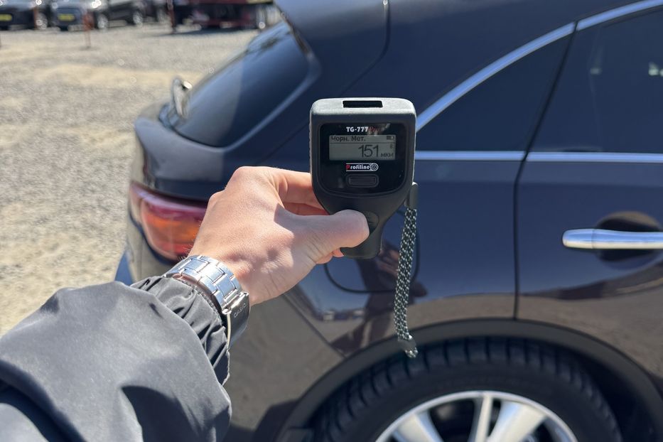 Продам Infiniti QX70 (COMIS) 4WD 2013 года в г. Умань, Черкасская область