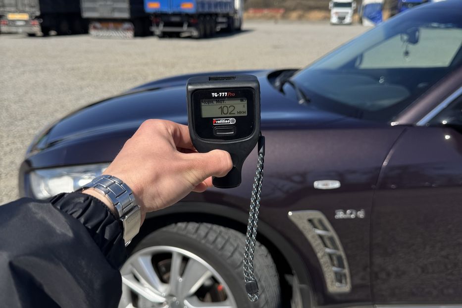 Продам Infiniti QX70 (COMIS) 4WD 2013 года в г. Умань, Черкасская область