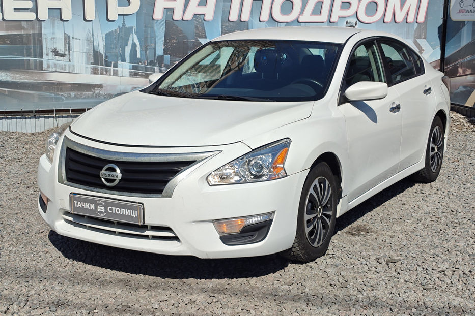 Продам Nissan Altima 2.5 CVT (182 к.с.) • S 2015 года в Киеве