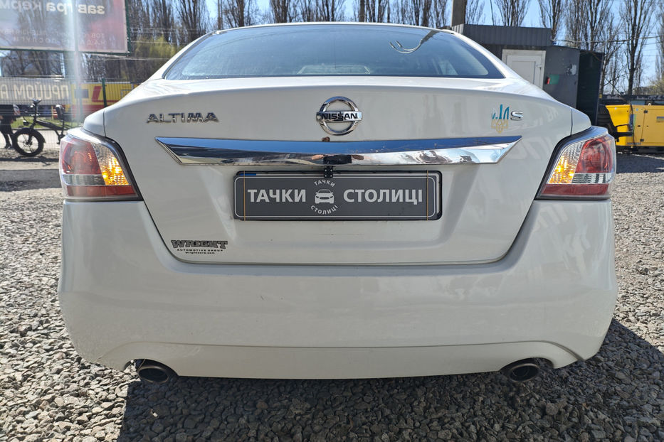 Продам Nissan Altima 2.5 CVT (182 к.с.) • S 2015 года в Киеве