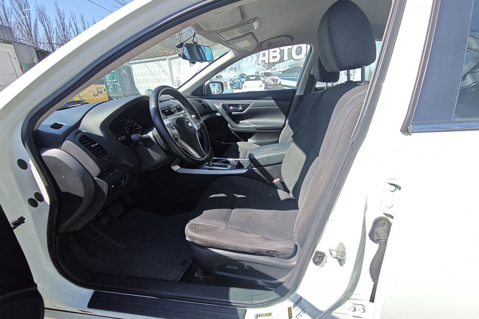 Продам Nissan Altima 2.5 CVT (182 к.с.) • S 2015 года в Киеве