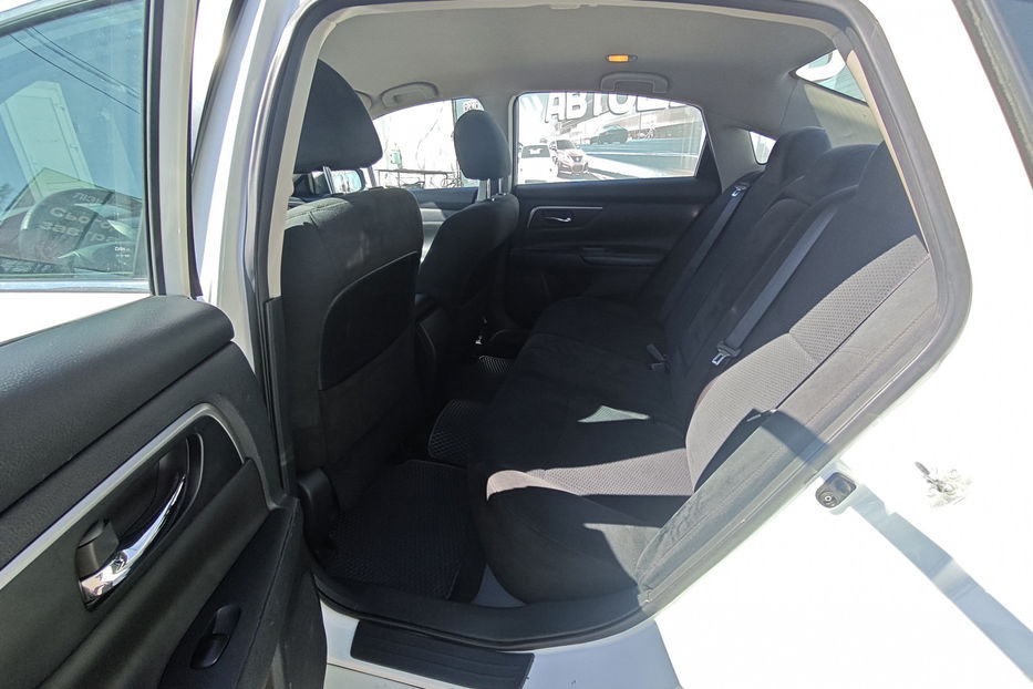 Продам Nissan Altima 2.5 CVT (182 к.с.) • S 2015 года в Киеве