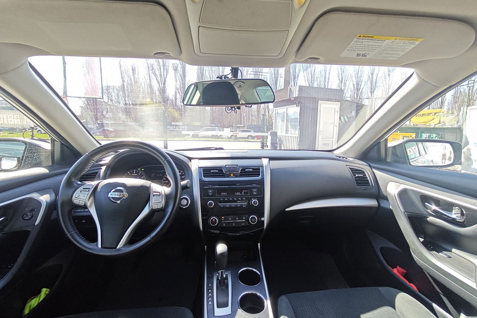 Продам Nissan Altima 2.5 CVT (182 к.с.) • S 2015 года в Киеве