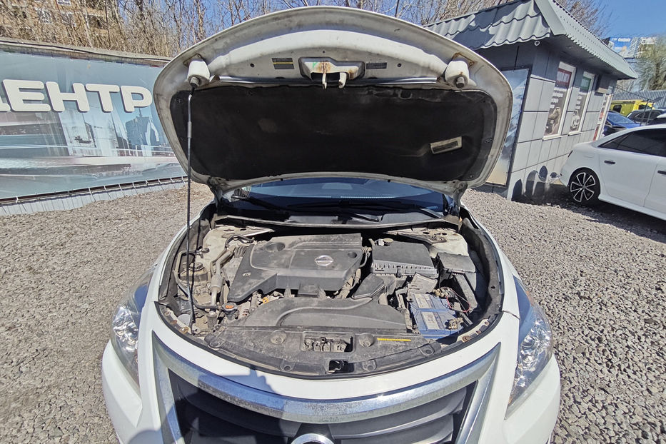 Продам Nissan Altima 2.5 CVT (182 к.с.) • S 2015 года в Киеве