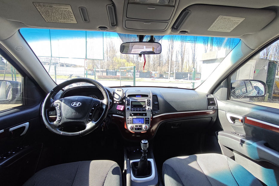 Продам Hyundai Santa FE 2.7 i V6 4WD АТ (189 к.с) 2007 года в Киеве