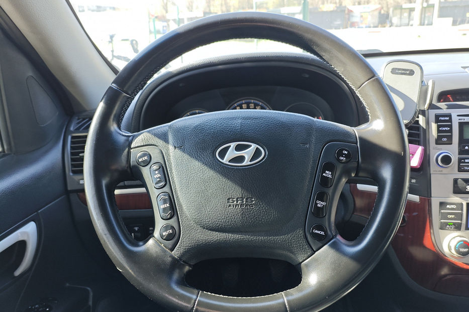 Продам Hyundai Santa FE 2.7 i V6 4WD АТ (189 к.с) 2007 года в Киеве