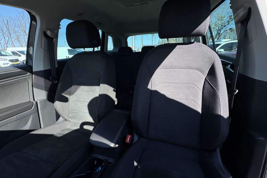 Продам Volkswagen Tiguan (2023) 2022 года в г. Умань, Черкасская область