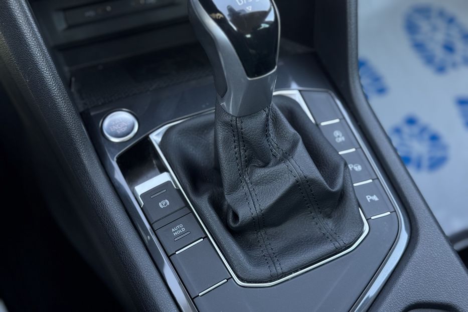 Продам Volkswagen Tiguan (2023) 2022 года в г. Умань, Черкасская область