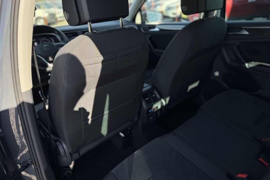 Продам Volkswagen Tiguan (2023) 2022 года в г. Умань, Черкасская область