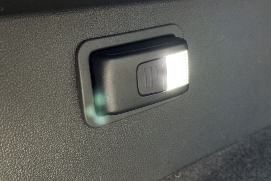 Продам Volkswagen Tiguan (2023) 2022 года в г. Умань, Черкасская область