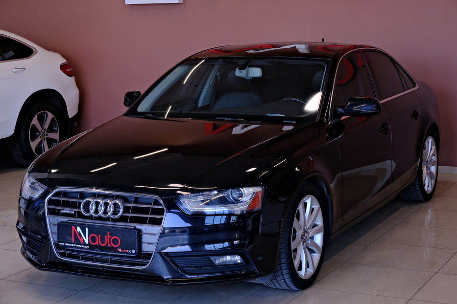 Продам Audi A4 2012 года в Одессе