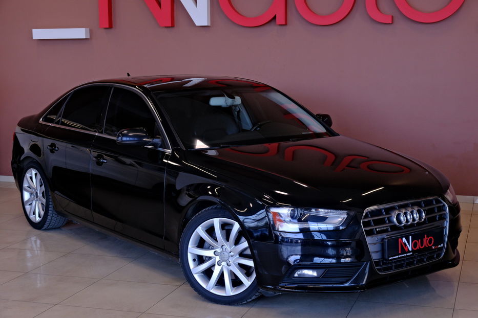 Продам Audi A4 2012 года в Одессе