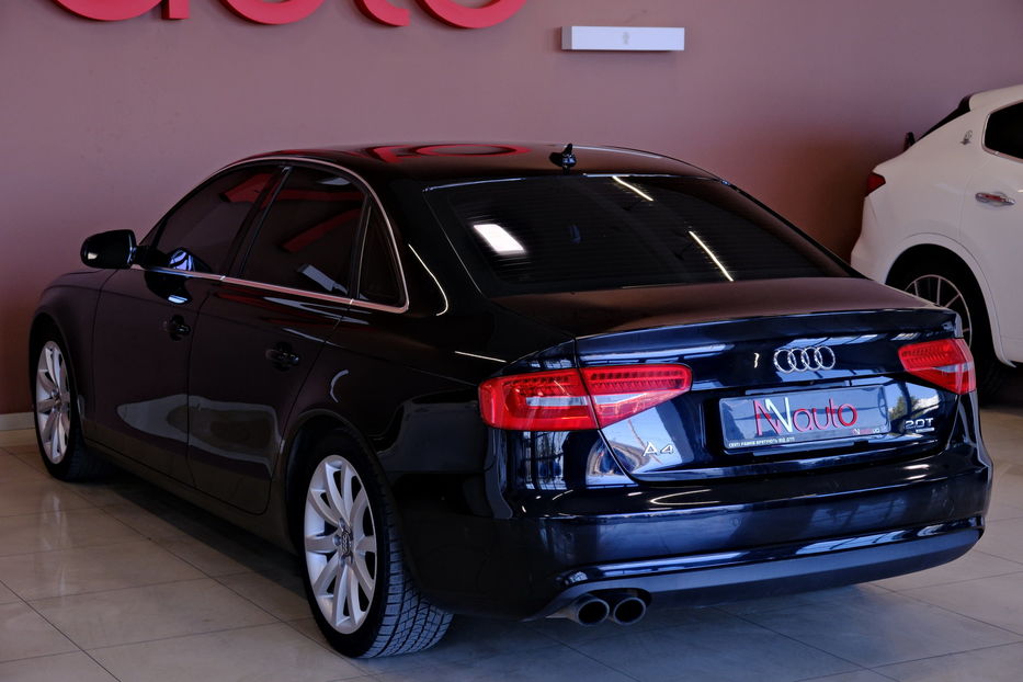 Продам Audi A4 2012 года в Одессе
