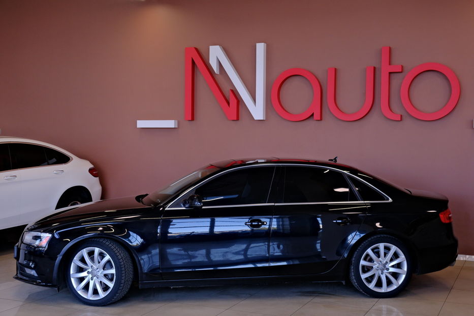 Продам Audi A4 2012 года в Одессе