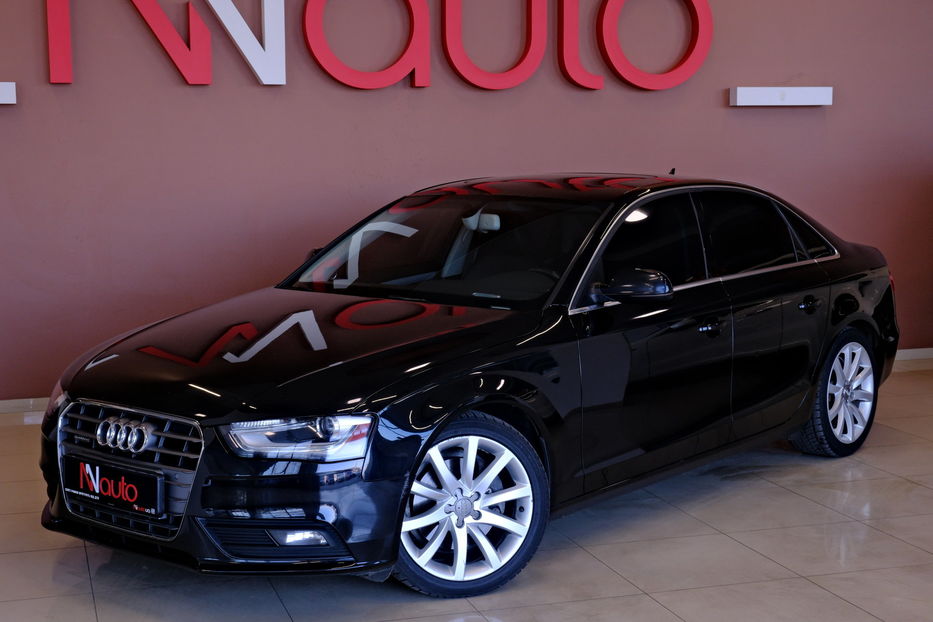 Продам Audi A4 2012 года в Одессе