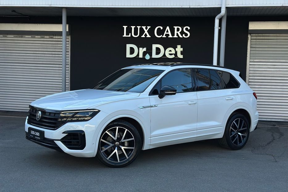 Продам Volkswagen Touareg R-line TDI 2021 года в Киеве