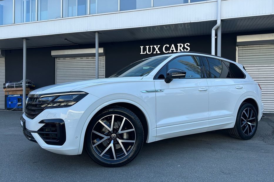 Продам Volkswagen Touareg R-line TDI 2021 года в Киеве