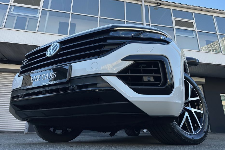 Продам Volkswagen Touareg R-line TDI 2021 года в Киеве