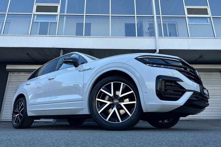 Продам Volkswagen Touareg R-line TDI 2021 года в Киеве