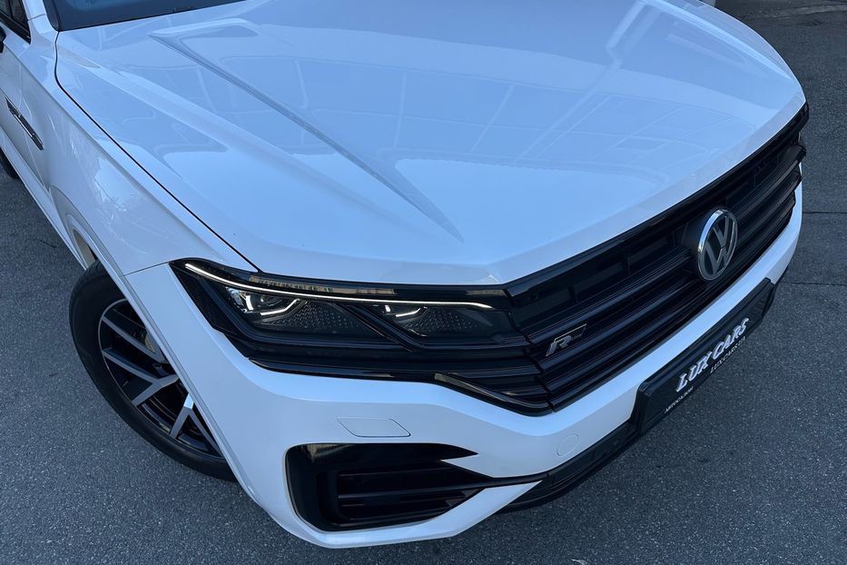 Продам Volkswagen Touareg R-line TDI 2021 года в Киеве