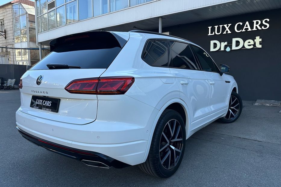 Продам Volkswagen Touareg R-line TDI 2021 года в Киеве