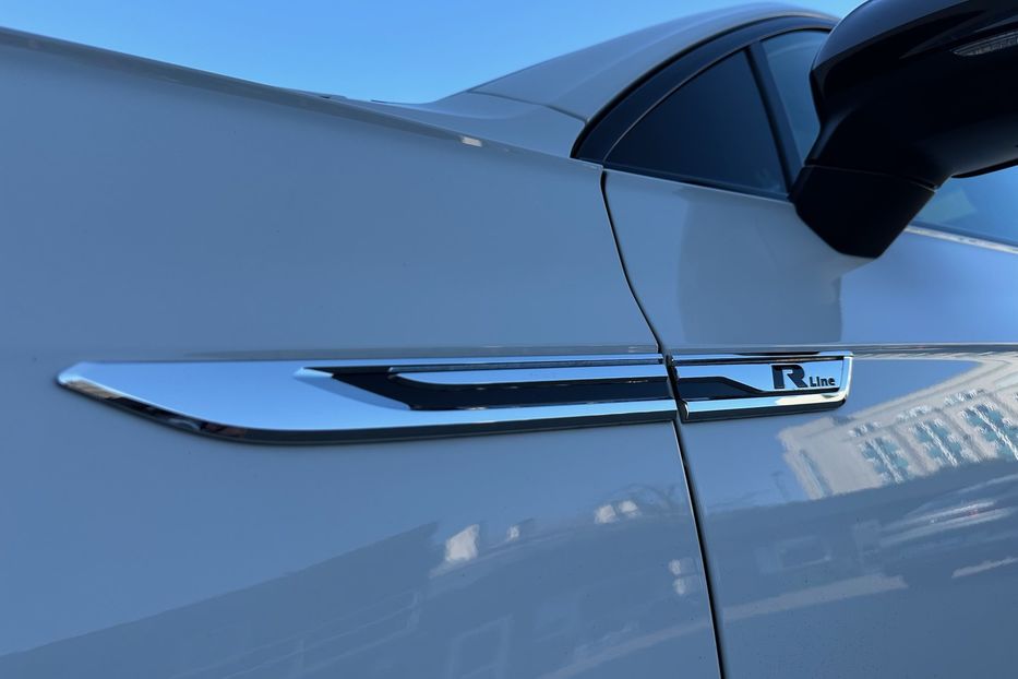 Продам Volkswagen Touareg R-line TDI 2021 года в Киеве