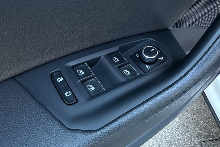 Продам Volkswagen Touareg R-line TDI 2021 года в Киеве