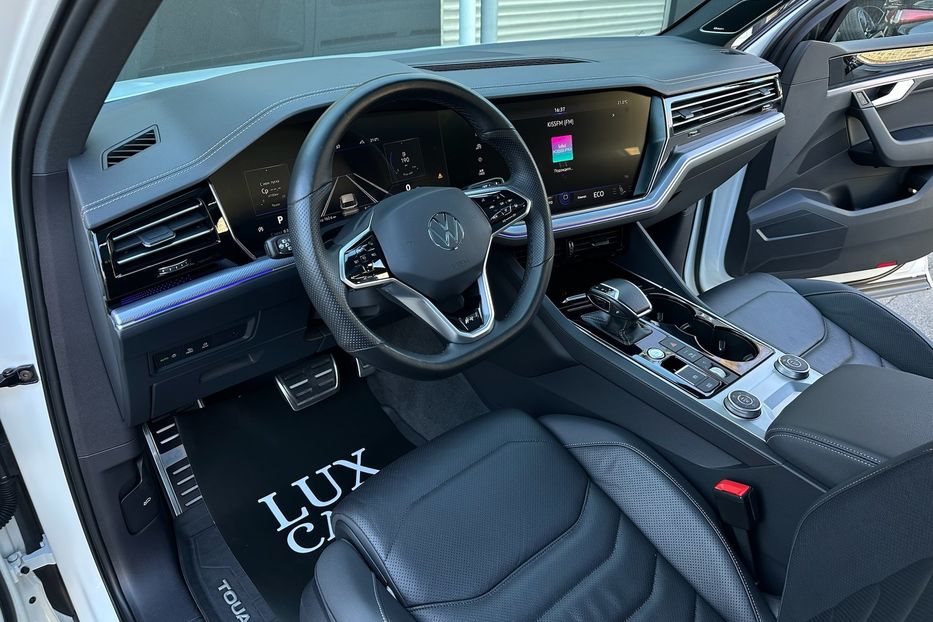 Продам Volkswagen Touareg R-line TDI 2021 года в Киеве