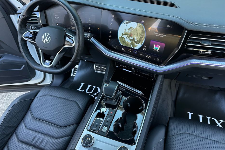 Продам Volkswagen Touareg R-line TDI 2021 года в Киеве